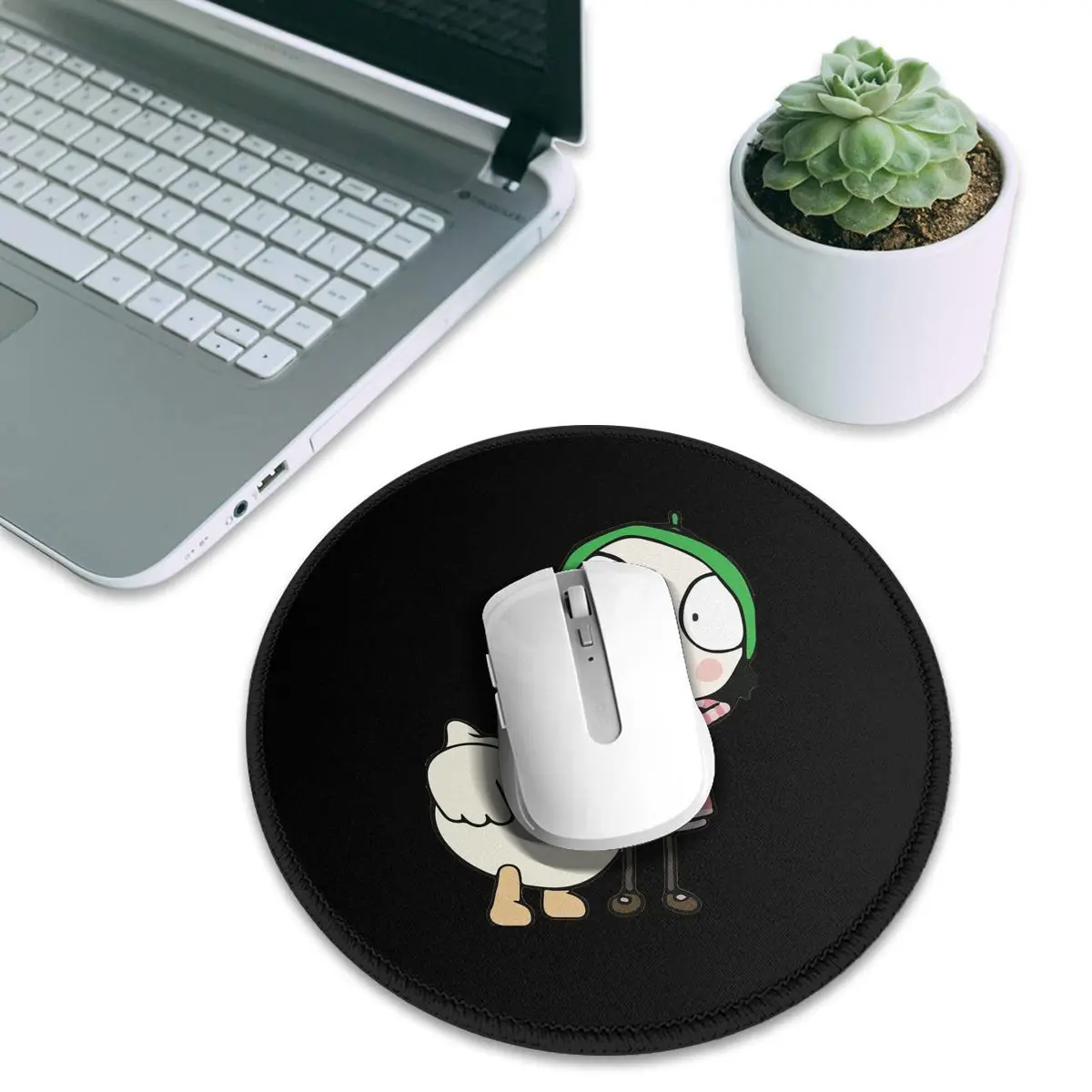 ซาราห์และเป็ดสนุกกับแผ่นรองเมา - Laptop Accessories To Have บทวิจารณ์และราคา